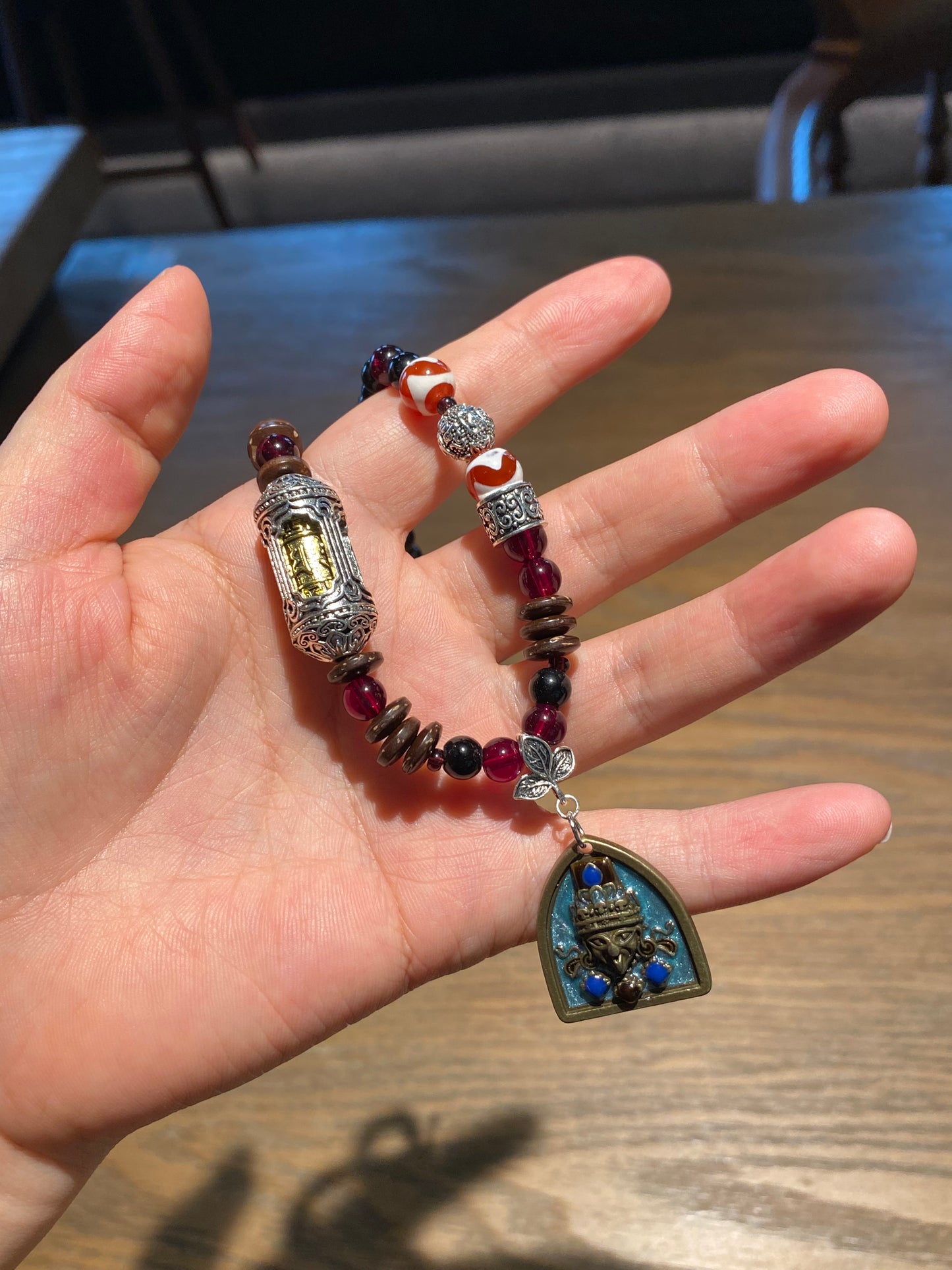 JOJO original handmade necklace. You will fall in love with it at first sight. It is so beautiful. No one will see the same style. It will look beautiful on everyone #necklace #originalhandmade #gift